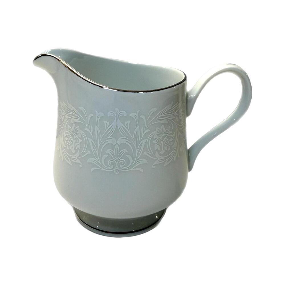 Vintage Carlton Japan Plymouth 303 Creamer